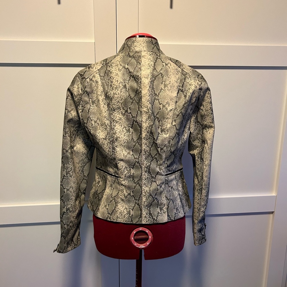 Snakeskin jacket - Picture 2 of 8